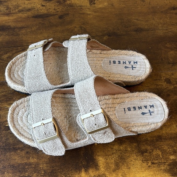 Manebi Beige Sandals with Buckle 40 NWOT - Picture 4 of 8